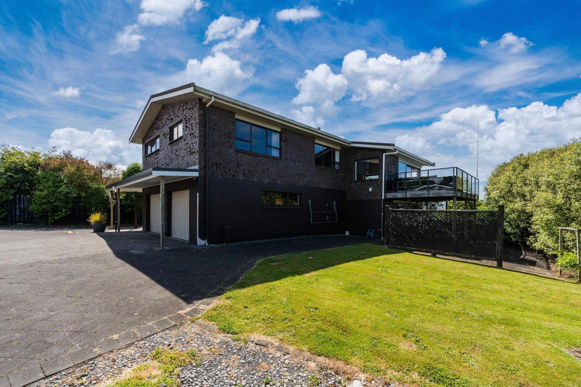 Ngaio Views - Lake Taupo Holiday Home Экстерьер фото